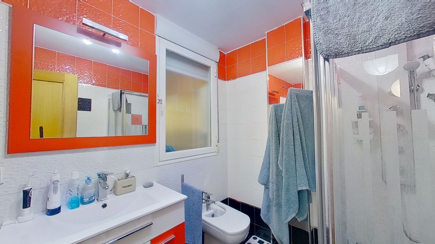 Venta de piso en Armilla, Granada